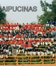 Bomberos visitantes, de diversas procedencias, durante un descanso en las graderías del Estadio Municipal Santiago Bueras.