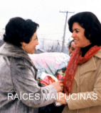 Con flores para la Sra. Eliana Adriasola de Pérez Llona, los comerciantes del nuevo Mercado de Maipú manifiestan su gratitud a la primera dama comunal.