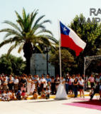 La Bandera Nacional es la que siempre preside a los chilenos en todos sus encuentros y celebraciones.