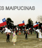 La Bandera de Chile, en masnos de nuestros huasos y chinas, símbolo de la identidad nacional.