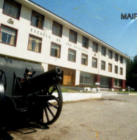 El edicio central del Cuartel de Rinconada de Maipú en 1994.