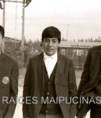 Alumnos de Educación Primaria de la Escuela Parroquial Nº 325 Carolina Llona de Cuevas, de Maipú, en las décadas de 1960 y 1970 (106)