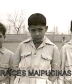 Alumnos de Educación Primaria de la Escuela Parroquial Nº 325 Carolina Llona de Cuevas, de Maipú, en las décadas de 1960 y 1970 (122)