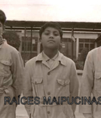 Alumnos de Educación Primaria de la Escuela Parroquial Nº 325 Carolina Llona de Cuevas, de Maipú, en las décadas de 1960 y 1970 (16)