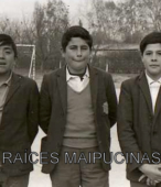 Alumnos de Educación Primaria de la Escuela Parroquial Nº 325 Carolina Llona de Cuevas, de Maipú, en las décadas de 1960 y 1970 (44)