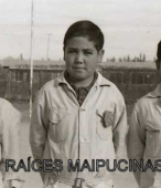 Alumnos de Educación Primaria de la Escuela Parroquial Nº 325 Carolina Llona de Cuevas, de Maipú, en las décadas de 1960 y 1970 (5)
