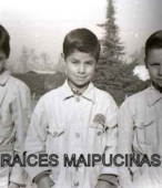Alumnos de Educación Primaria de la Escuela Parroquial Nº 325 Carolina Llona de Cuevas, de Maipú, en las décadas de 1960 y 1970 (62)