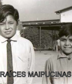 Alumnos de Educación Primaria de la Escuela Parroquial Nº 325 Carolina Llona de Cuevas, de Maipú, en las décadas de 1960 y 1970 (64)