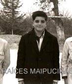 Alumnos de Educación Primaria de la Escuela Parroquial Nº 325 Carolina Llona de Cuevas, de Maipú, en las décadas de 1960 y 1970 (72)