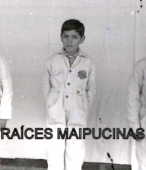 Alumnos de Educación Primaria de la Escuela Parroquial Nº 325 Carolina Llona de Cuevas, de Maipú, en las décadas de 1960 y 1970 (84)