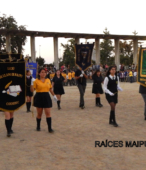 Delegaciones de todos los colegios de la Corporación Municipal de Maipú, tomaron parte en el desfile cívico efectuado en esta ocasión (19)
