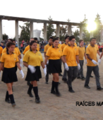 Delegaciones de todos los colegios de la Corporación Municipal de Maipú, tomaron parte en el desfile cívico efectuado en esta ocasión (22)