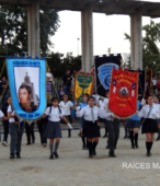 Delegaciones de todos los colegios de la Corporación Municipal de Maipú, tomaron parte en el desfile cívico efectuado en esta ocasión (6)