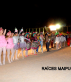Desfile de las delegaciones de las dependencias y unidades municipales y de la sociedad civil de Maipú (23)