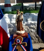 Las imágenes de la Virgen del Carmen peregrinaron desde Arica y Punta Arenas hacia Santiago, pasando por los diferentes cuarteles y reparticiones del Ejército (20)
